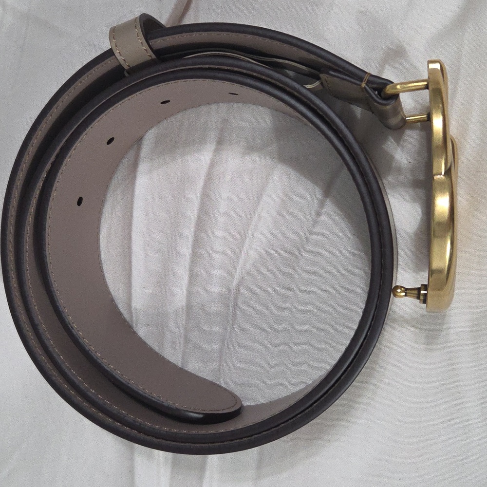 Gucci Taupe Pink Leather Belt with Gold Double G Buckle - Picture 10 of 16